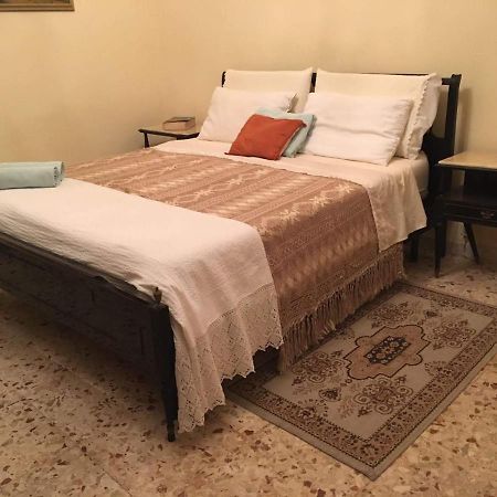 Rent Room Joe Via Dante 77 Solarino 外观 照片